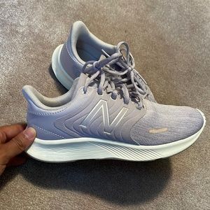 New Balance Dyna Soft Sneakers